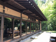 �䂩����̒����@�K�O�Y�ւ̓��e�ʐ^1