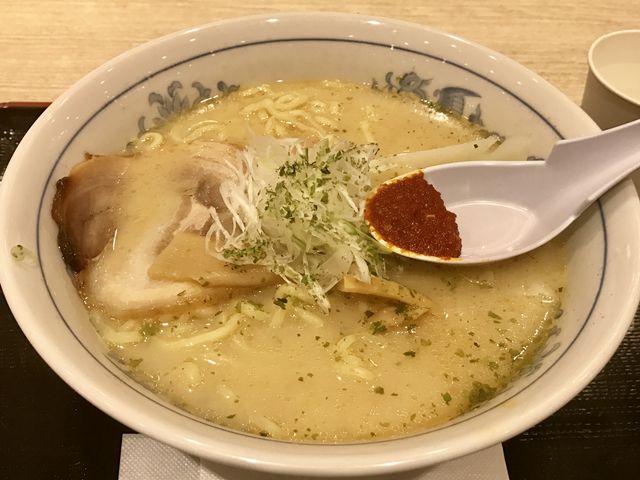 sbg}̖悵[ OAEgbgp[N`̓eʐ^1