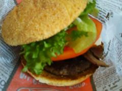 �ׂ������A&W�@�q�`�X�ւ̓��e�ʐ^1