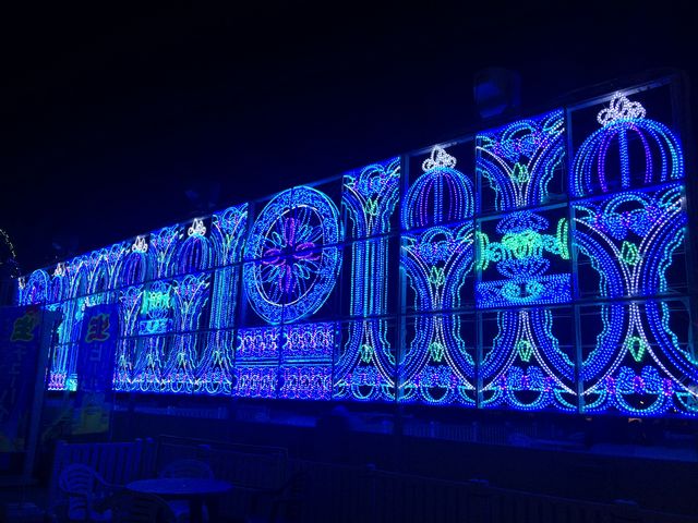 iCgv[̃C~l[V_O[ie{X OiVA