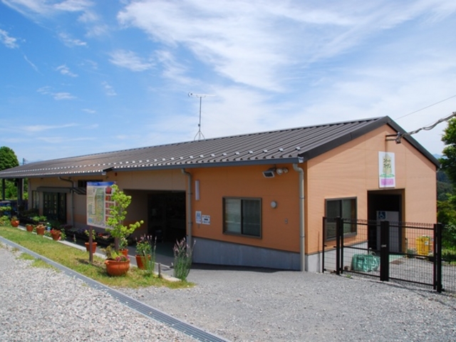 tarõXC[gK[f̓eʐ^1