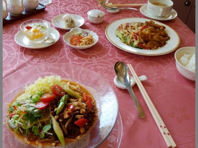 ��O���G�߃��j���[�̗�₵�S�X�ˁA���������`�Z�b�g�ł��B_�y���v�����X�z�e��