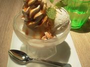 ayukononi����̃I���G���^���J���[�Y ���~�l�G�X�g�V�h�X�̓��e�ʐ^1