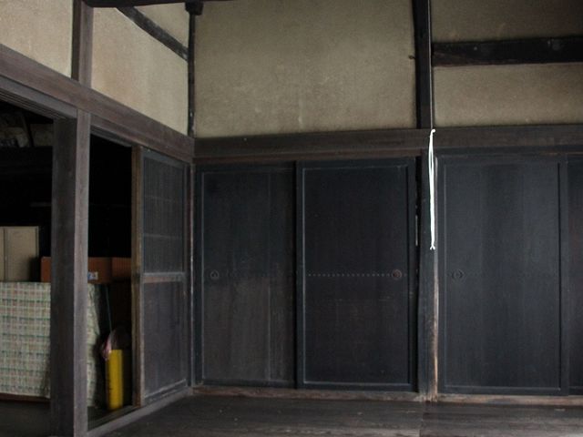 �͘F���̂��镔���B_�r��ƏZ��