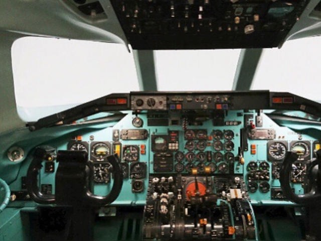 �R�b�N�s�b�g_JAL �H�ꌩ�w Sky Museum