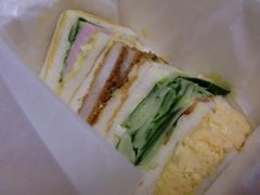 moomĩThECb`@}ւ̓eʐ^1