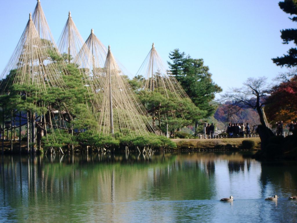 i-661 金沢 能登 マップルガイド ５ 魅力の旅まるかじり 兼六園・香林坊・卯辰山・片町・寺町・七尾・輪島 昭文社 昭和61年発行※0 -  旅行、レジャーガイド