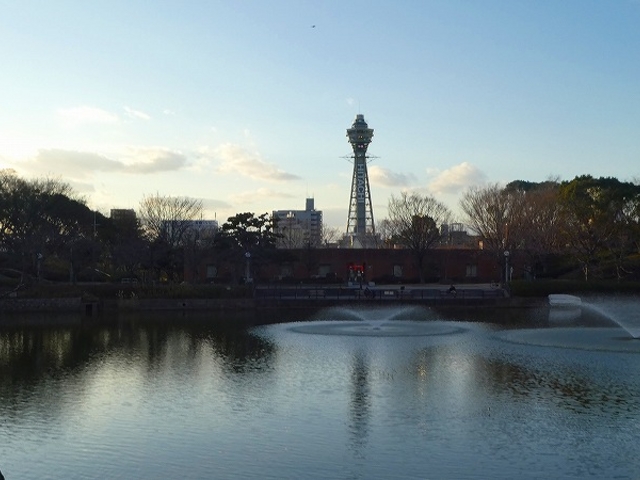 ���s�V������E���P�R �͒�r���猩����ʓV�t_���P�R