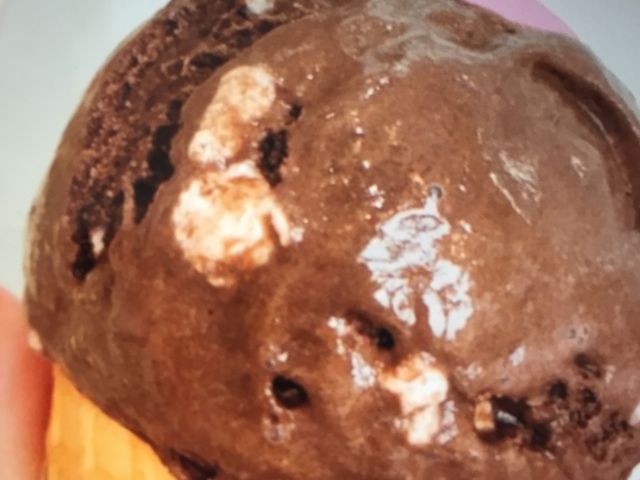 }񂳂̃T[eBACXN[CI[Xi31 Baskin-Robbinsj̓eʐ^1