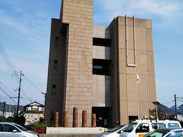 �~���[�W�A���̊O��_���O�ē`���Y�Ɖ��