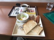 topology����̃J�t�F�E�h�E�N���G���7���ړX�̓��e�ʐ^1