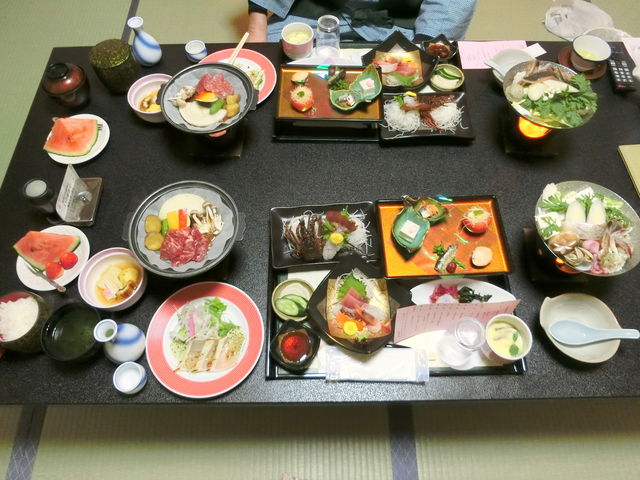 ǂꂩHׂ邩Ă܂܂_qj[V[TChze