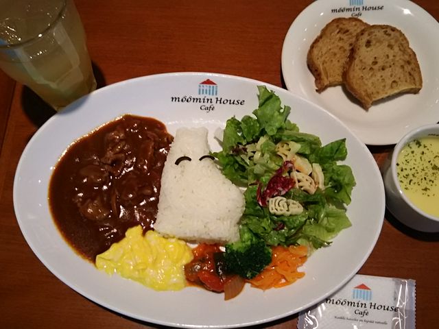 [~̐H_[~nEXJtF XJCc[^E\}`X