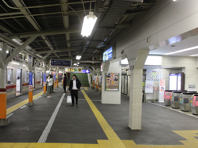 PԐz[ƉDȂĂwłB_Stw