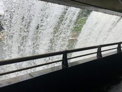 ヨッピ～さんの錦秋湖大滝（貯砂ダム）の投稿写真3