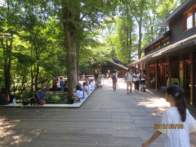 �y��򐯖�G���A�@�n���j���e���X