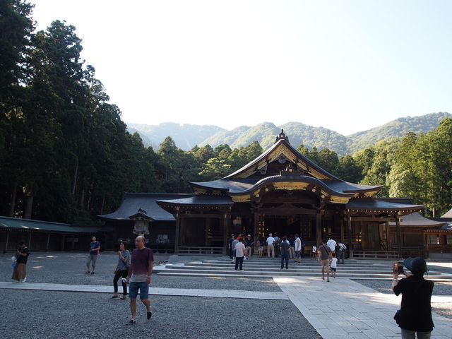 �q�a_�\�F�_��