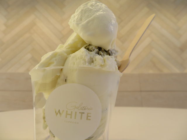 Z~Nƃt}[WsX^`IiN[j_Gelateria White