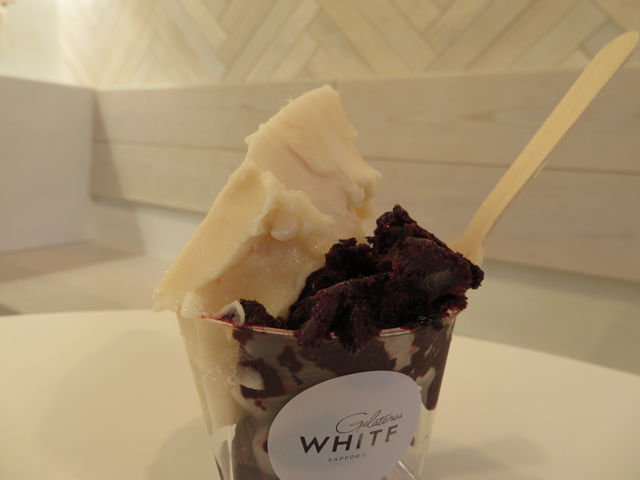 ƃu[x[̃\x_Gelateria White
