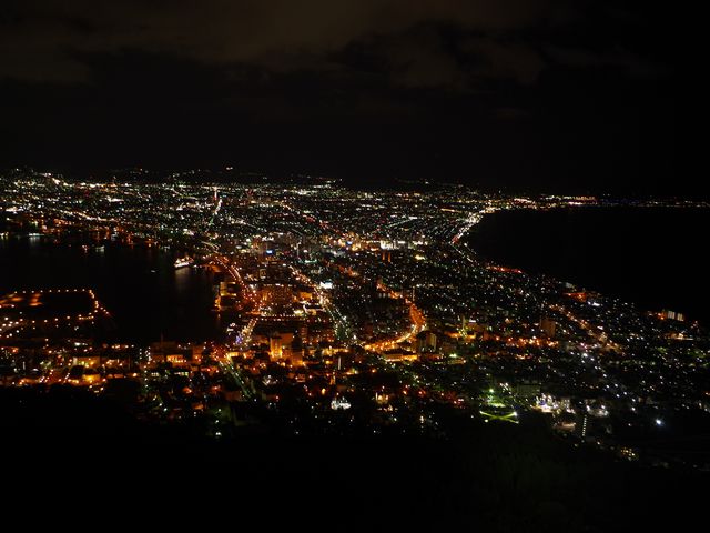 ���َR�W�]��