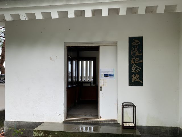 ���]�L�O��