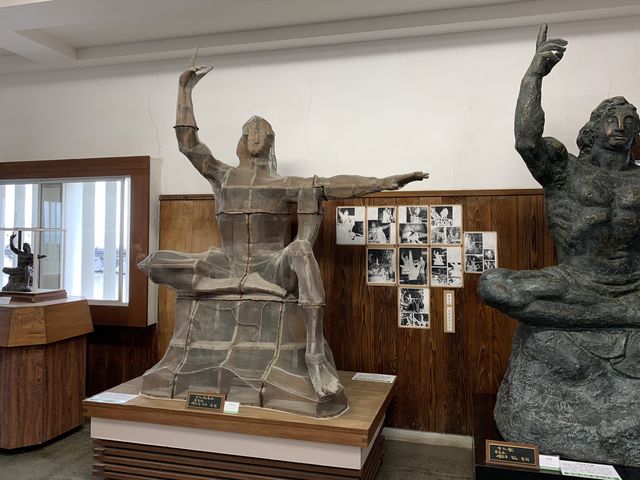 大特価新作日本画　長崎の彫刻家　平和の像他の作者　北村西望　白寿の記念　美術品　絵画 人物、菩薩