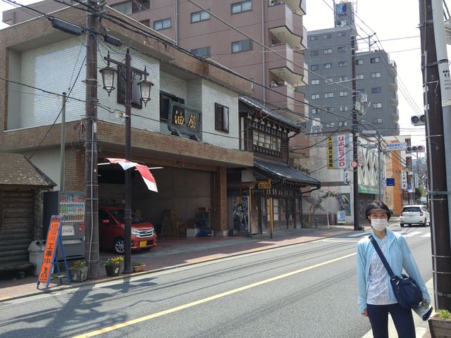 �̂̓X�\���̂܂܂̂��X��������_�f��Ŕ̊X����