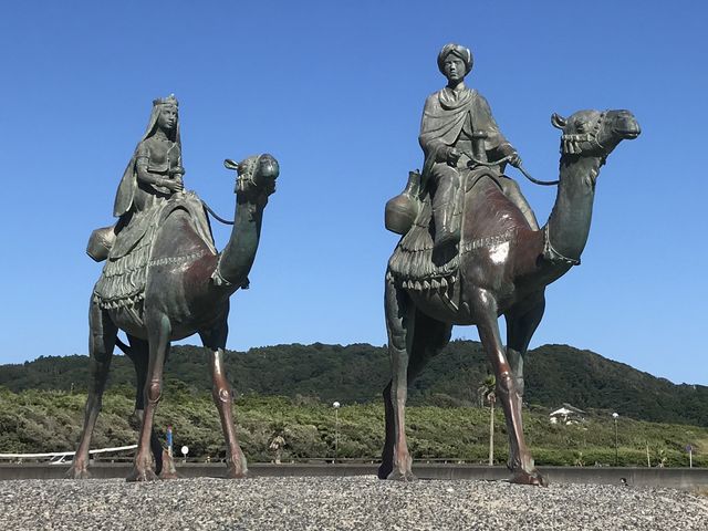 月の沙漠記念公園】アクセス・営業時間・料金情報 - じゃらんnet