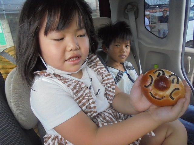 �ĕ��̃p��_���̉w ��E