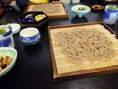 ���낳����̑����Y���ւ̓��e�ʐ^1