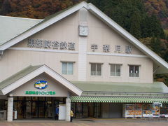 �Ӂ[���Y����̍������J�S���ւ̓��e�ʐ^1