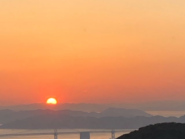 �Y��ȗ[�Ă�_�ܐF��