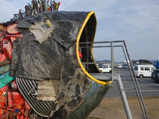 ���`�k�ɐH�ׂ�ꂽ_�F��`