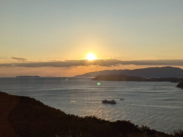 �I�V���C����͎B�e�֎~
�قځA���̂悤�Ȓ��]_�x�ɑ��I�B����