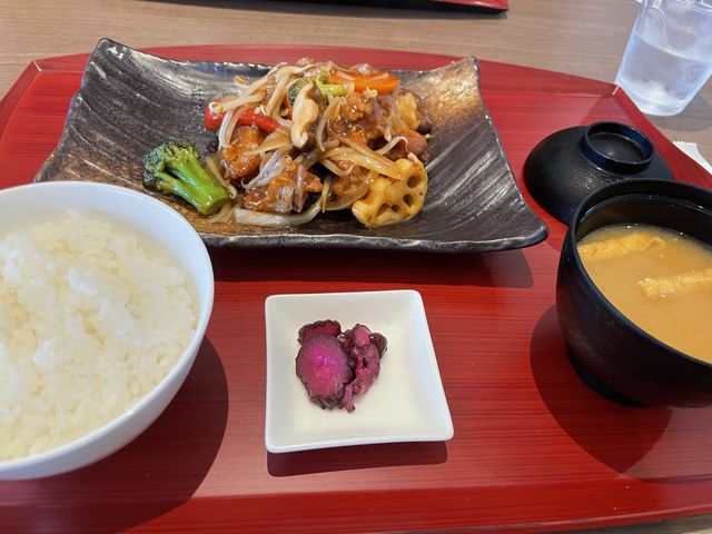 ���|���g���̃����`_���y���� SPA-HERBS