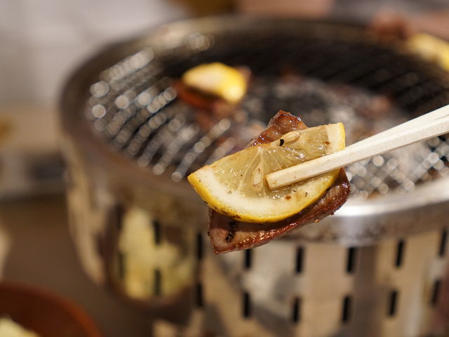 eRh[0bT[ zē Ƃ X̓eʐ^1