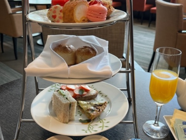 �C�`�S�̃A�t�^�k�[���e�B�[�ł��B_�R�[�g���[�h�}���I�b�g��������z�e��