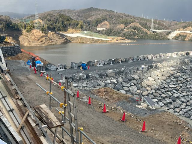 �_�����z�̗l�q_��厛