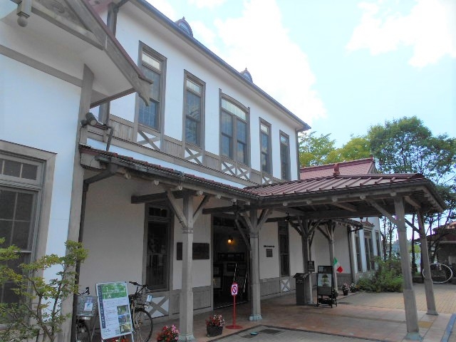 (��)�y���w�ɋL�O��