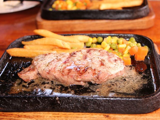 傳̃JifBAbL[ zKΔȓX̓eʐ^1