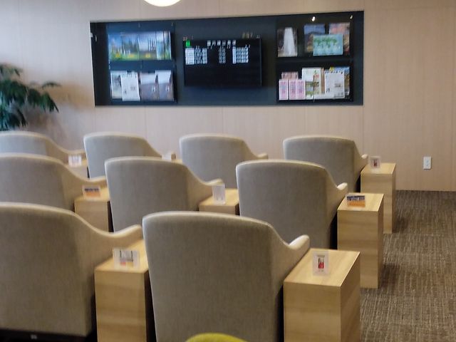 YOUR LOUNGE_�x�m�R�É���`