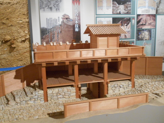 ���Ўs�S��R�r�W�^�[�Z���^�[