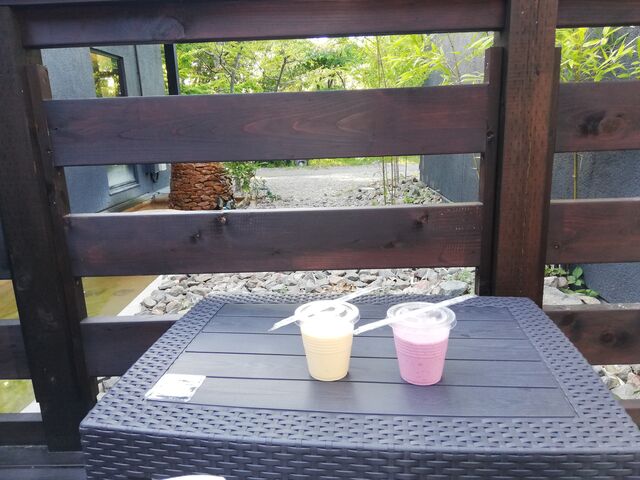 �e���X�Ȃň�t�B���ׂ����������B�ڂ̑O�ɐ΂̕���������̂Ő��������������B_�L�n�X�����򂷂����̓�