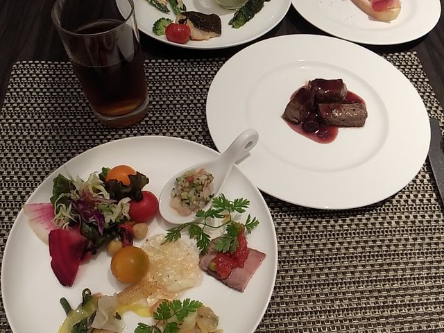 �X�g���x���[�����`�u�b�t�F_ANA�N���E���v���U�z�e���D�y