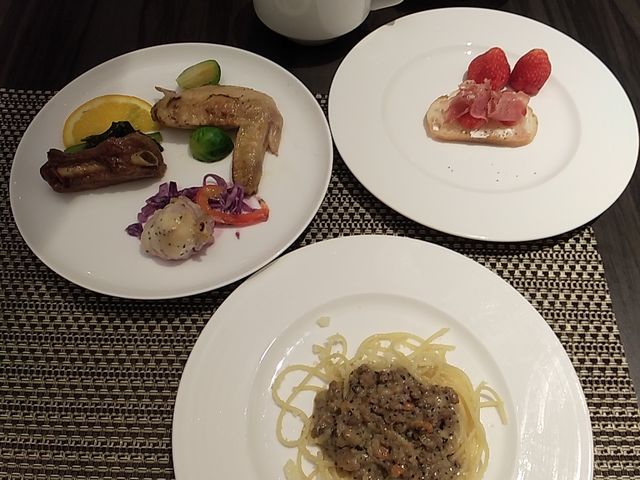 �X�g���x���[�����`�u�b�t�F_ANA�N���E���v���U�z�e���D�y