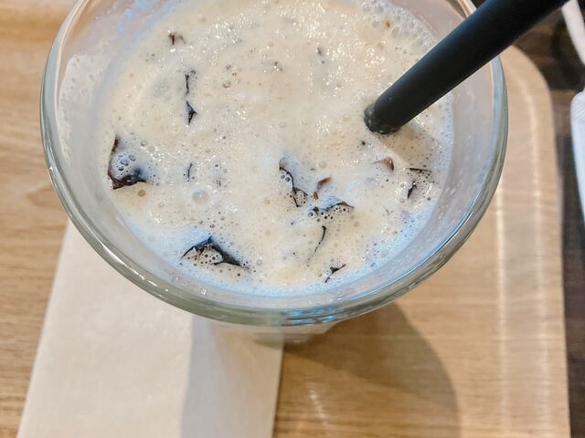 hasipon����̃X���[�X�^���_�[�h�R�[�q�[ �iThree Standard Coffee�j�̓��e�ʐ^1