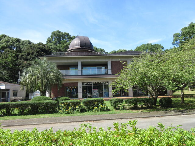 ������񂳂�̉_��z�K�̒r�r�W�^�[�Z���^�[�̓��e�ʐ^2