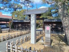 �̂�䂫����̑����w�Z�@������ւ̓��e�ʐ^1