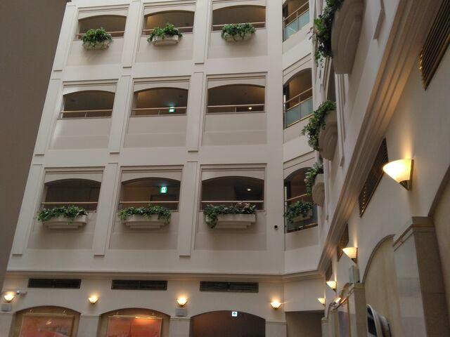 ����_����N���X�g���z�e��