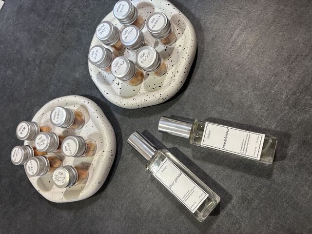 完成した香水です。香水の名前を決める時間も盛り上がりました。_Sokun